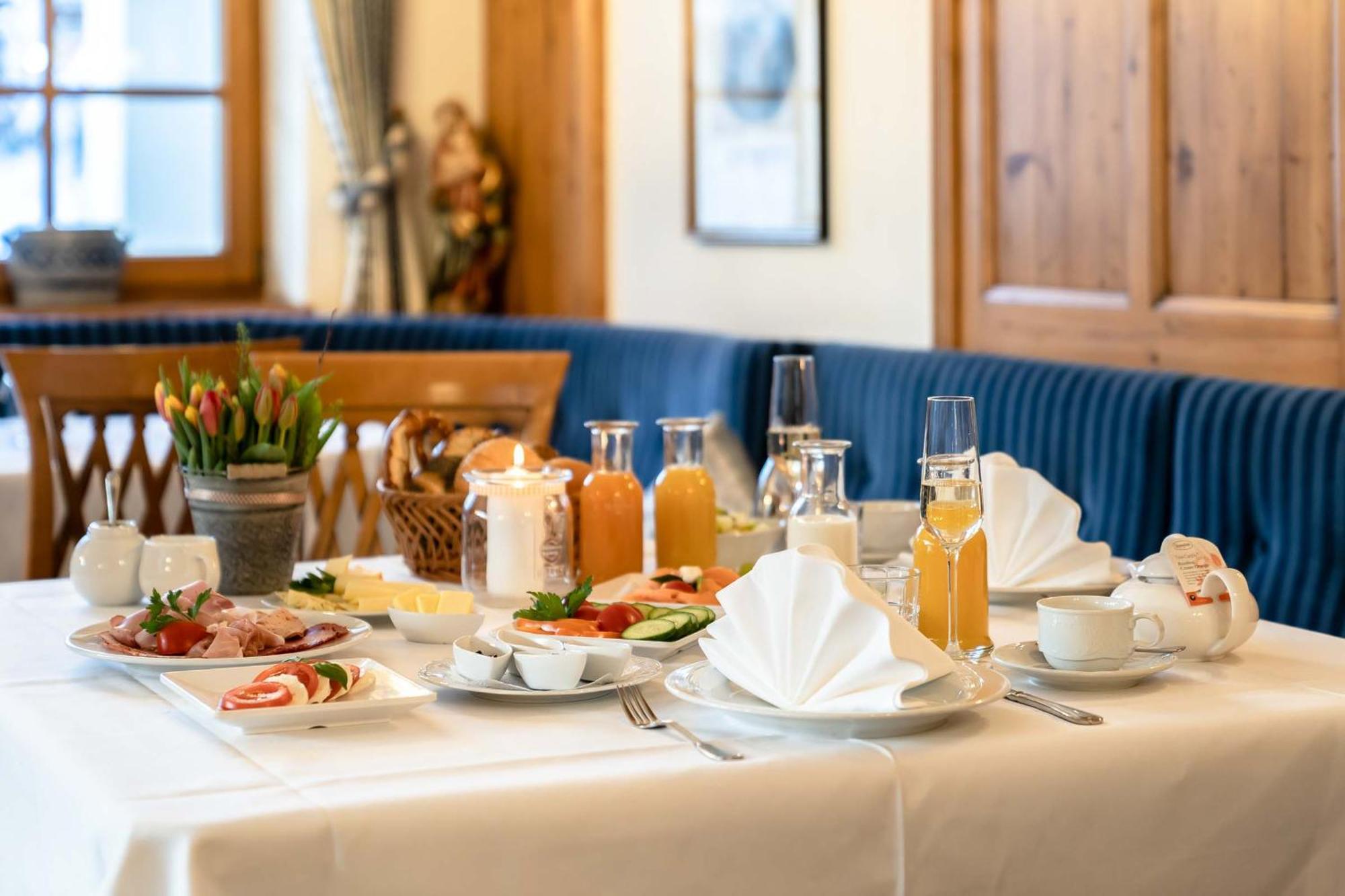 Posthotel Hofherr Konigsdorf ภายนอก รูปภาพ