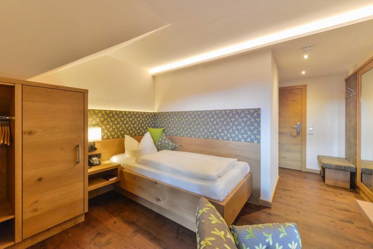 Posthotel Hofherr Konigsdorf ภายนอก รูปภาพ