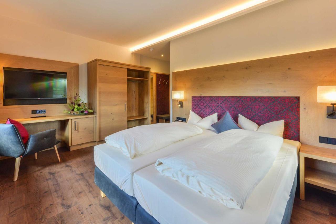 Posthotel Hofherr Konigsdorf ภายนอก รูปภาพ