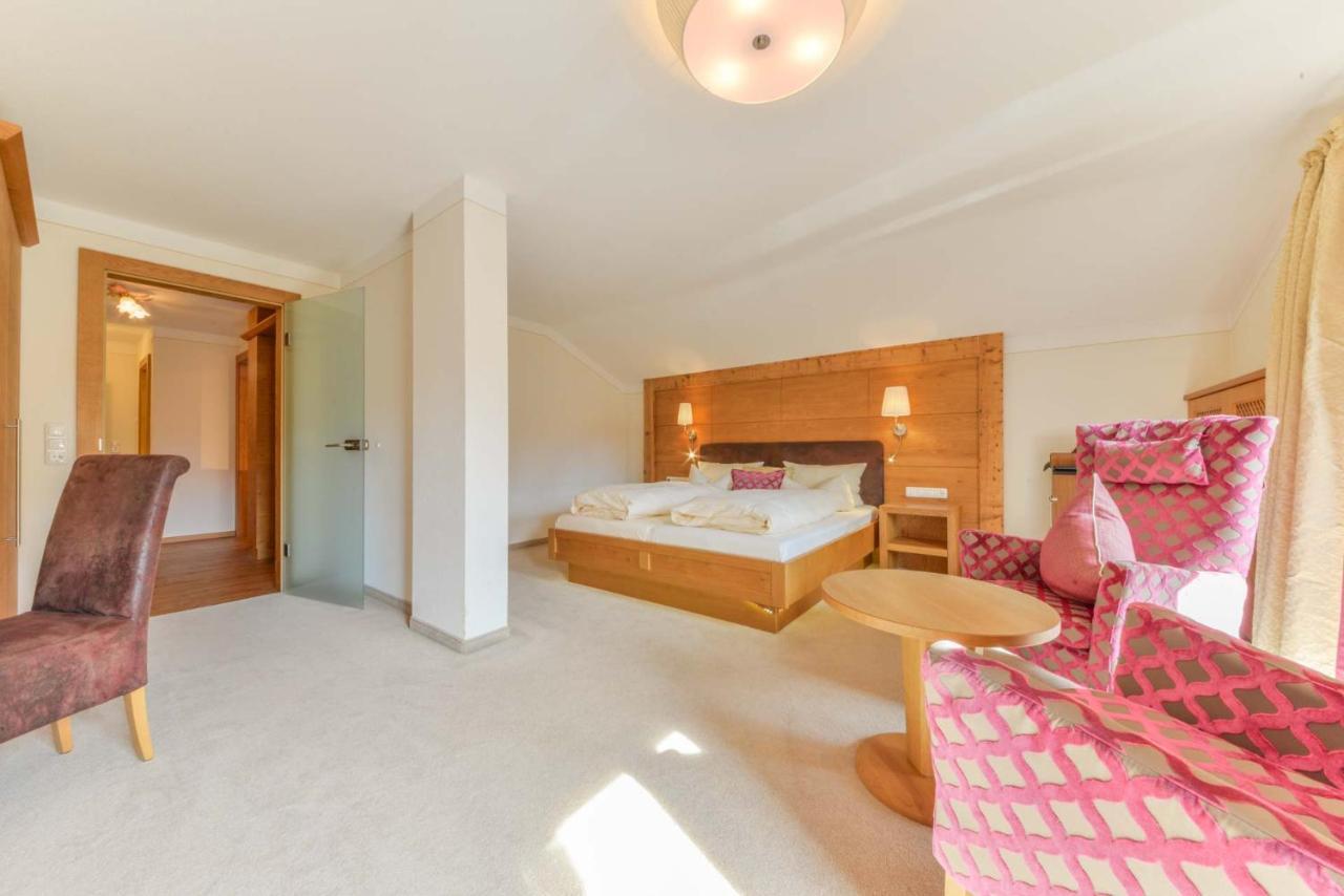 Posthotel Hofherr Konigsdorf ภายนอก รูปภาพ