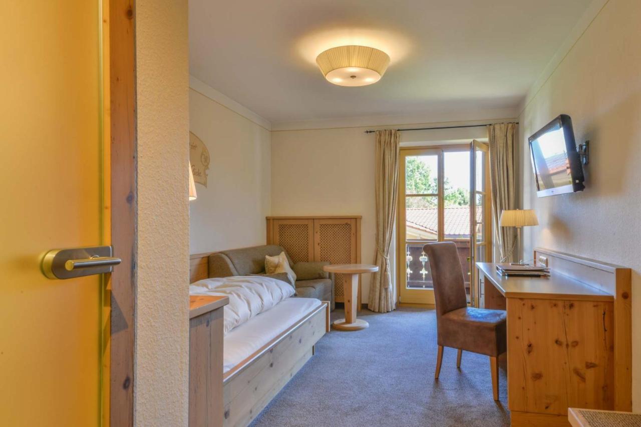Posthotel Hofherr Konigsdorf ภายนอก รูปภาพ